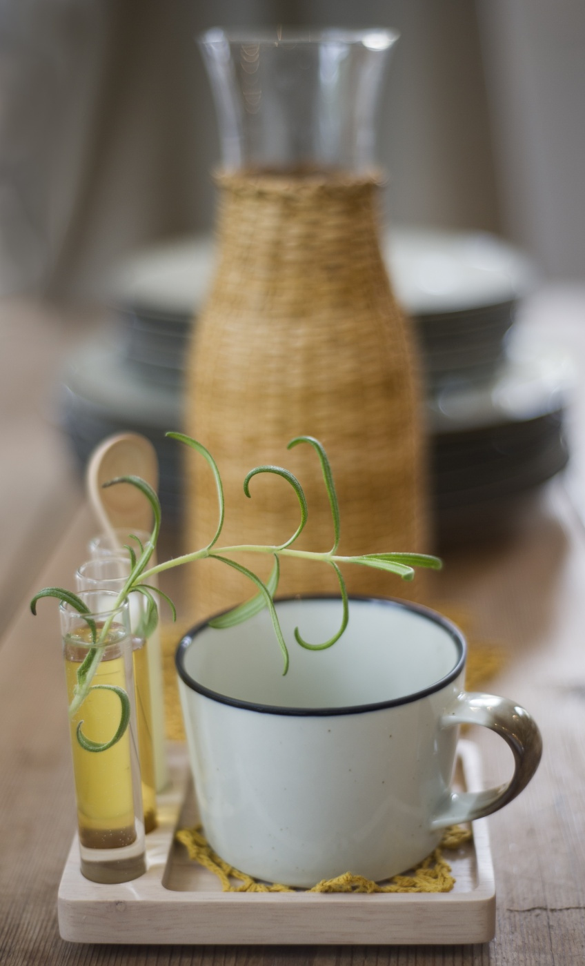 Kaffekopp med fat brun kant