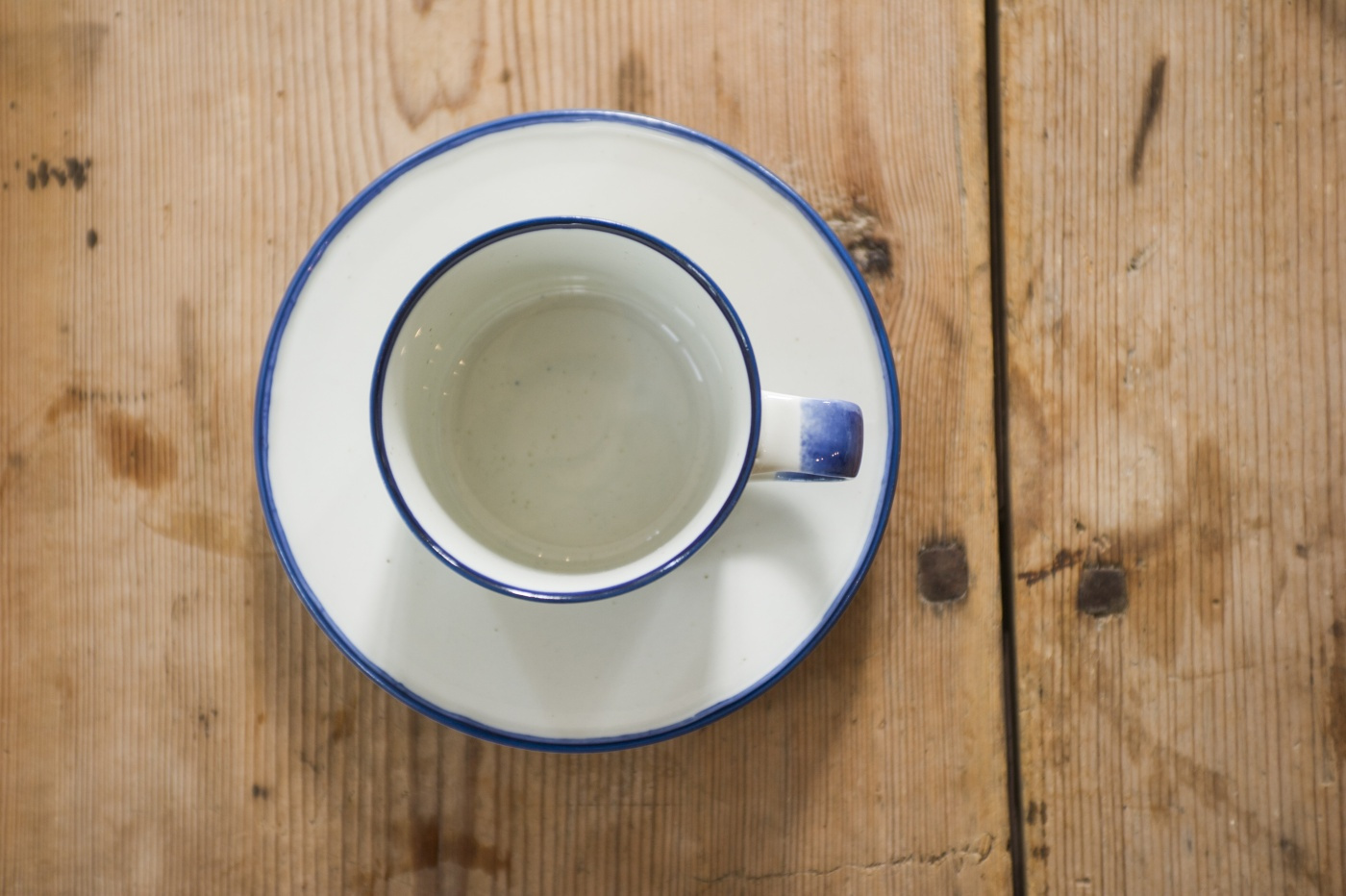 Kaffekopp med fat Ovanåker blå kant