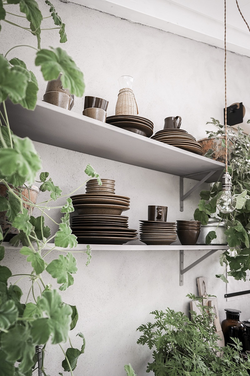 Mugg Stugsund Mörkbrun