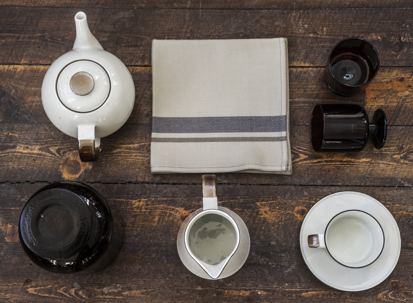 Tekanna Ovanåker Brun