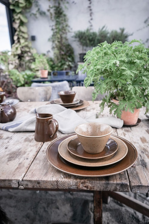 Tillbringare Liten Stugsund Ljusbrun